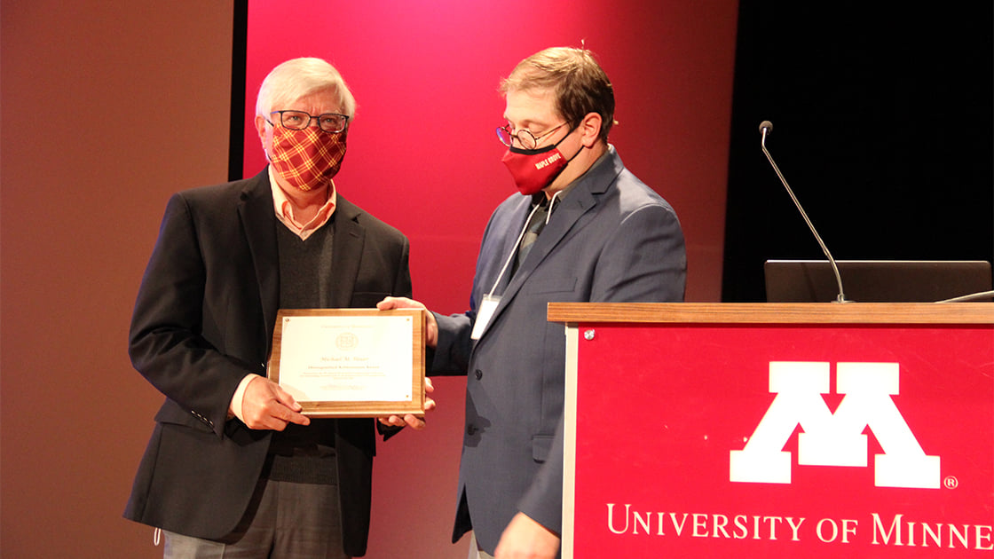 Mike Heuer Accepts Distinguished Achievement Award